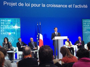 Manuel Valls a présenté mercredi 11 décembre à l'issue du Conseil des ministres à l'Elysée le projet de loi pour la Croissance et l'Activité porté par le ministre de l'Economie,